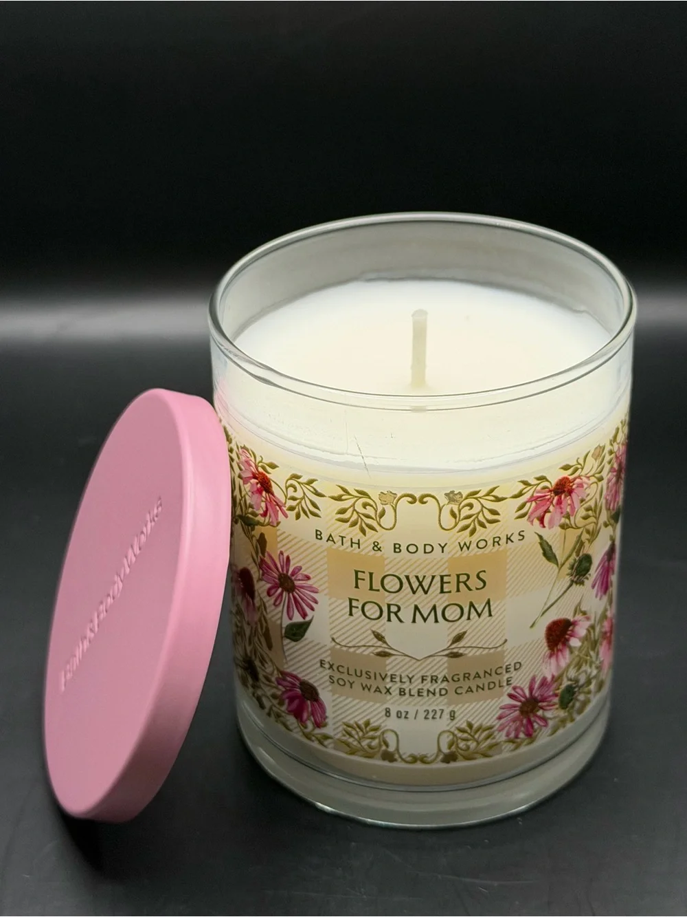 Bath & Body Works Flowers for Mom Single-Wick Soy Wax 8OZ  Candle - Pink